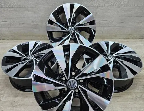 Volkswagen Polo VI R15 alloy rim 2G0601025C