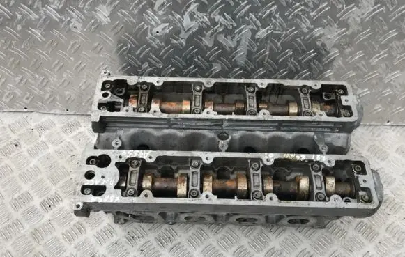 Citroen Xsara Picasso Engine head 