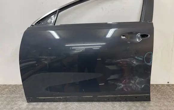 KIA Xceed Front door
