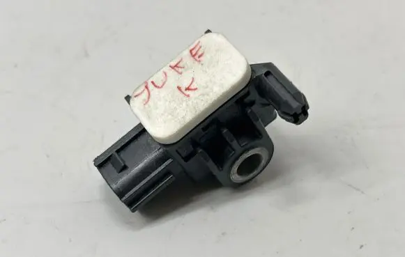 Nissan Juke I F15 Airbag deployment crash/impact sensor 988301EA0A
