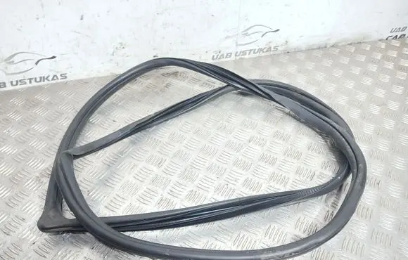 Front door rubber seal