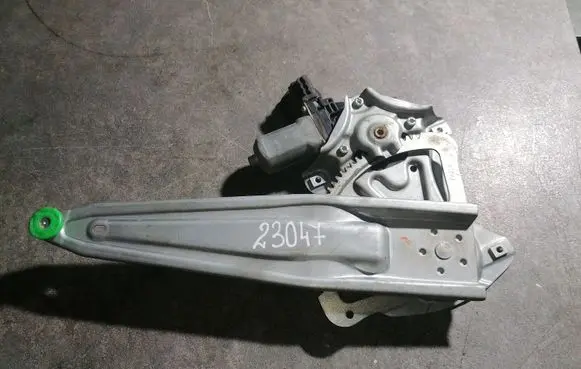 Toyota Auris 150 Rear door window regulator with motor 857100D100 973582100