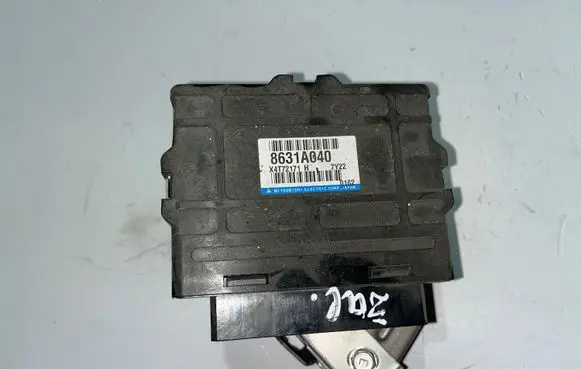 Mitsubishi Lancer Evolution X Transfer box differential control unit 8631A040