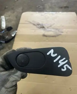 Nissan Juke I F15 Other interior part 684861KE1A 684861KE3A
