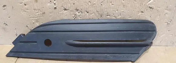 Renault Espace - Grand espace V Front bumper lower grill 622568681R