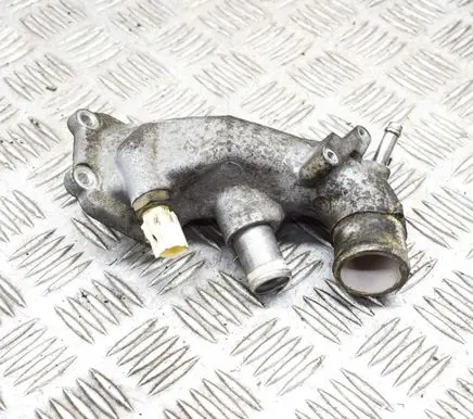 Volvo XC90 Engine coolant pipe/hose 30720313
