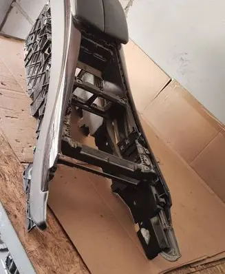 BMW X6 E71 Armrest 6969543 1773201 011784304