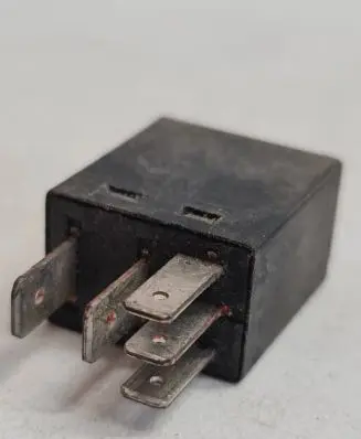 Jeep Cherokee Other relay 4671168E 72472M
