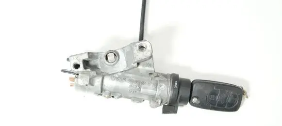 Audi A6 S6 C5 4B Ignition lock 4B0905851F 4D0837231K