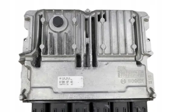 BMW 5 G30 G31 Engine control unit/module 8599197