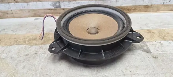Toyota Corolla Verso AR10 Front door speaker 861600D180 EAS16P662A9 F16106G