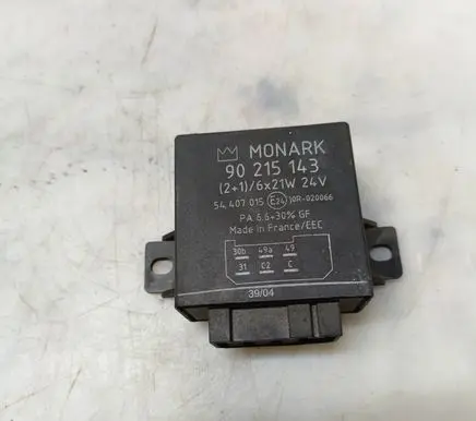Mercedes-Benz 609 Other relay 90215143 54407015 10R020066