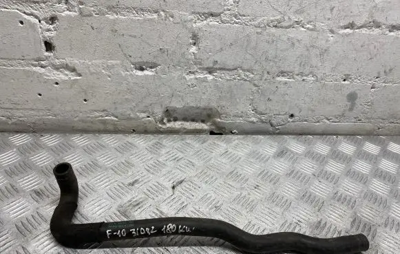 BMW 5 F10 F11 Engine coolant pipe/hose 9119174