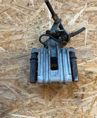 Volkswagen Scirocco Rear brake caliper