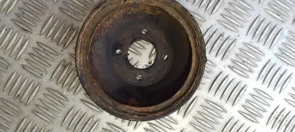 Mercedes-Benz E W124 Water pump pulley 1112020110