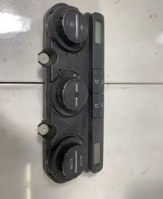 Skoda Octavia Mk2 (1Z) Climate control unit