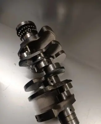 Audi A8 S8 D3 4E Crankshaft 059101AC 220207