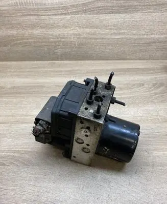 Skoda Fabia Mk1 (6Y) ABS Pump 0265900009
