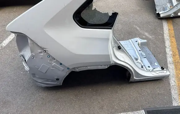 Toyota RAV 4 (XA50) Rear quarter panel 