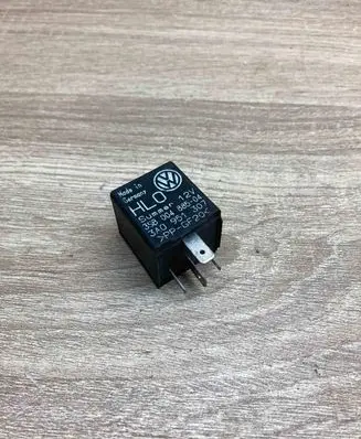 Audi 100 S4 C4 Other relay 3A0951307 3SB00488504
