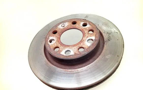 Volkswagen Golf VI Front brake disc 