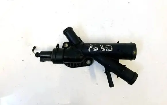 Skoda Octavia Mk2 (1Z) Engine coolant pipe/hose 03l121131aa