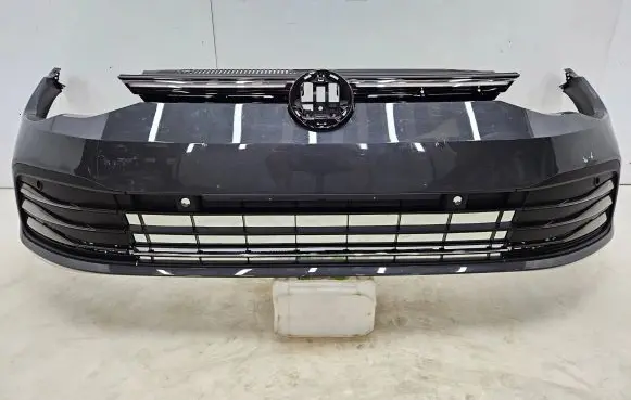 Volkswagen Golf VIII Front bumper 5H0807221J