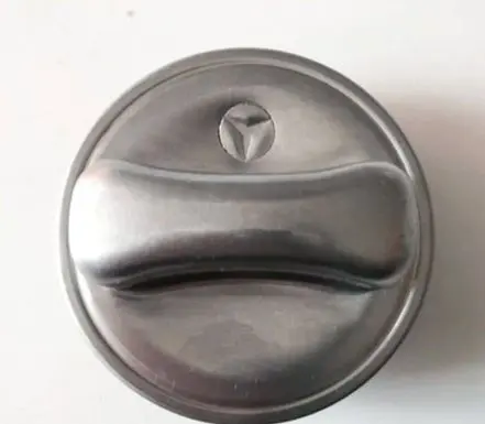 Mercedes-Benz W123 Fuel tank filler cap 
