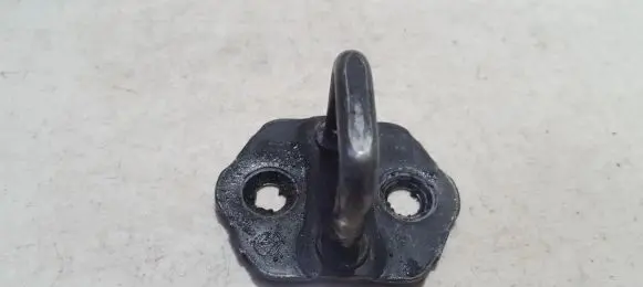 Toyota Avensis T250 Front door lock loop/hook striker 