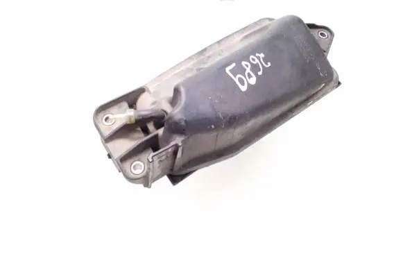 Vacuum air tank