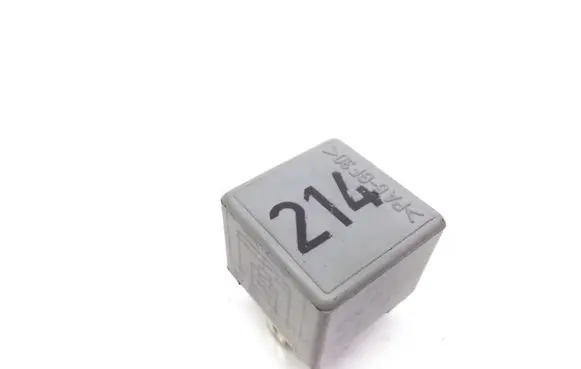 Audi A4 S4 B5 8D Other relay 443951253K