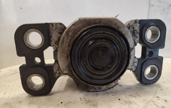 Land Rover Freelander 2 - LR2 Engine mount bracket 6G927M121LE1