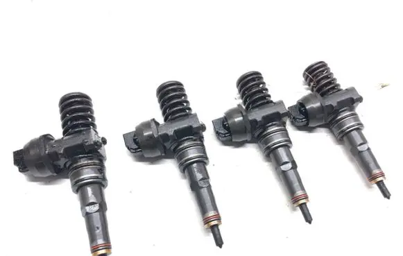 Seat Ibiza III (6L) Fuel injector 038130073AG