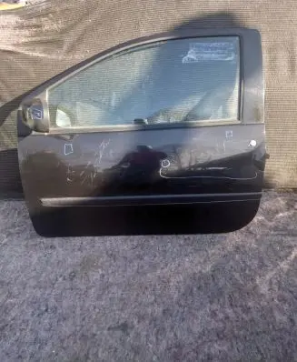 Renault Twingo II Front door