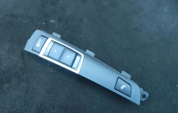 BMW 5 F10 F11 Parking (PDC) sensor switch 9202951