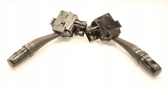 KIA Carens II Light switch 202004729