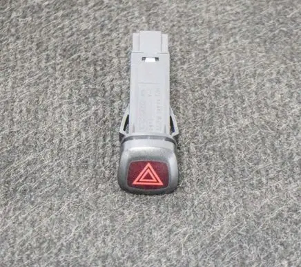 Volvo V40 Hazard light switch 9123682