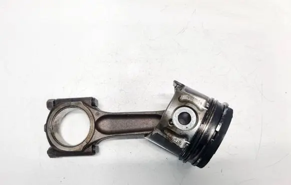 Volvo V50 Piston with connecting rod