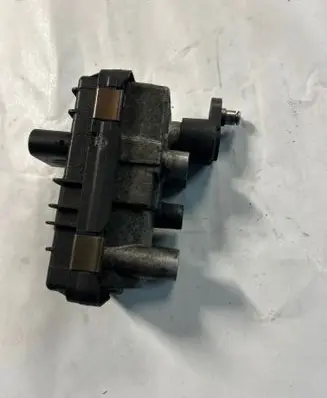 BMW 3 E92 E93 Turbine electric control actuator 4933519410