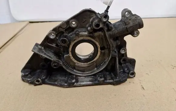 Peugeot 307 CC Oil pump 9657984480