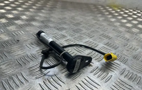 Mercedes-Benz GLC C253 Bonnet Pedestrian Airbag Actuator A2539060300