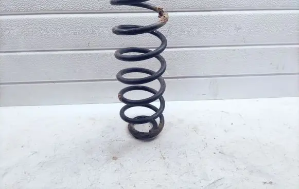 Volkswagen Touran I Rear coil spring