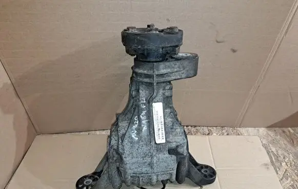 Mercedes-Benz ML W164 Rear differential A1643500514