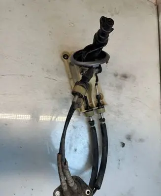 Suzuki Swift I Gear selector 2132223