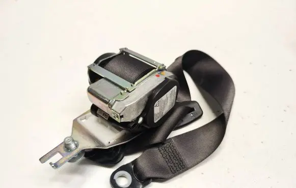 Mercedes-Benz GLS X166 Rear seatbelt A1668600985