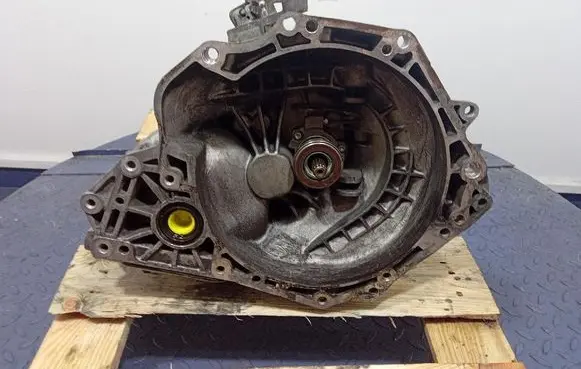 Opel Zafira B Manual 6 speed gearbox F17