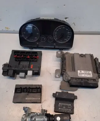 Volkswagen Touran I Engine ECU kit and lock set 
