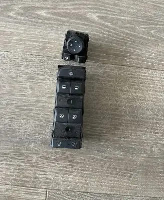 KIA Sportage Electric window control switch 93571R2800 93530R2700