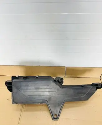 BMW 1 F20 F21 Air filter box 70599484