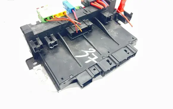 Mercedes-Benz S W220 Fuse module A0325458432